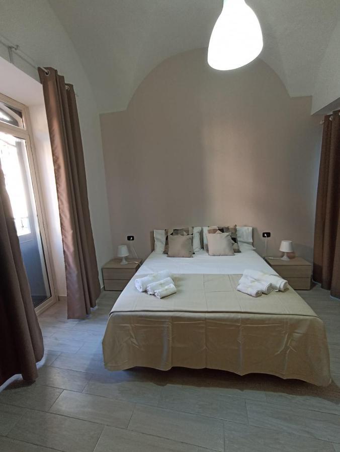 Apartamento Vittorio Emanuele House CTA Exterior foto